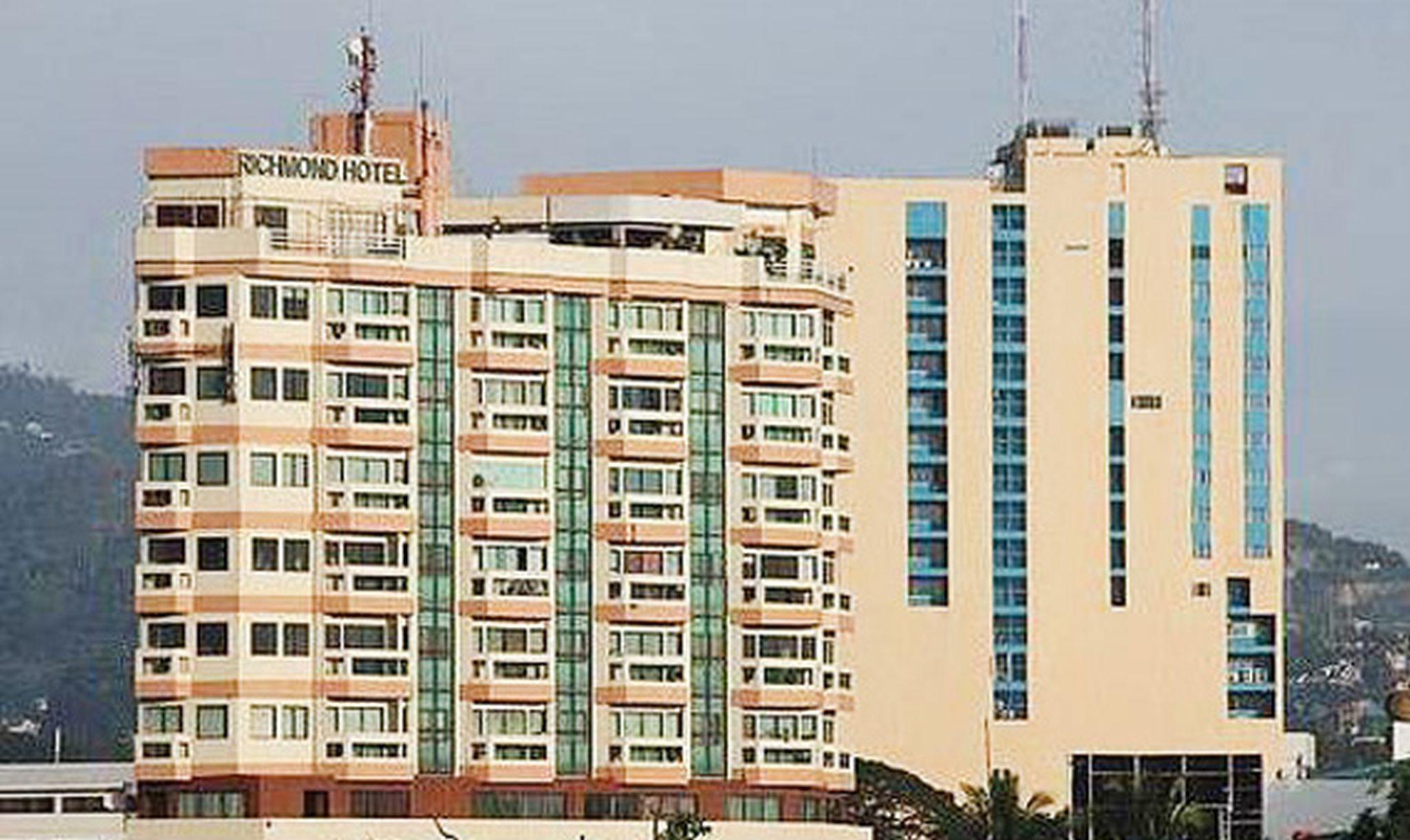 Richmond Plaza Hotel Tabok Exterior foto